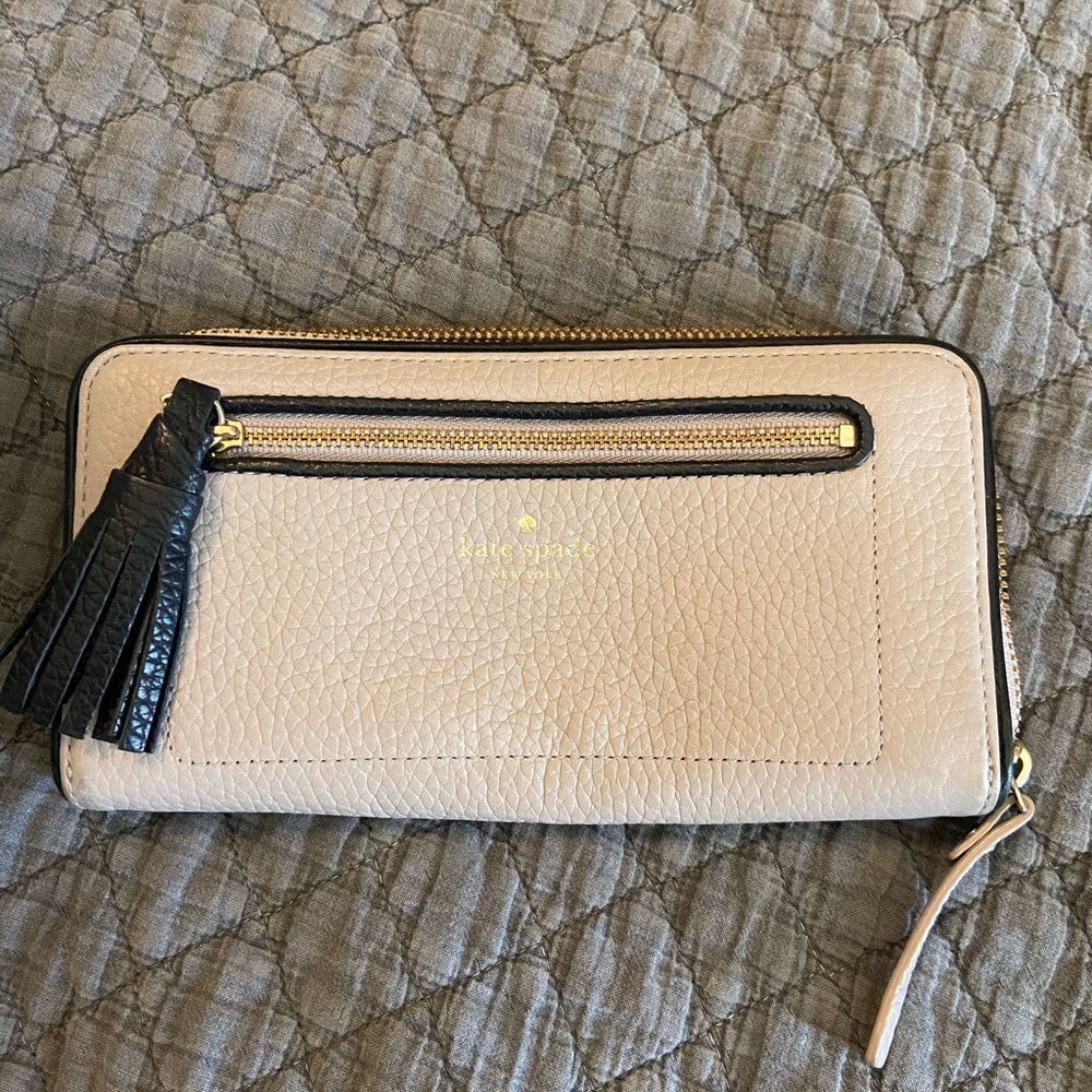Kate spade wallet